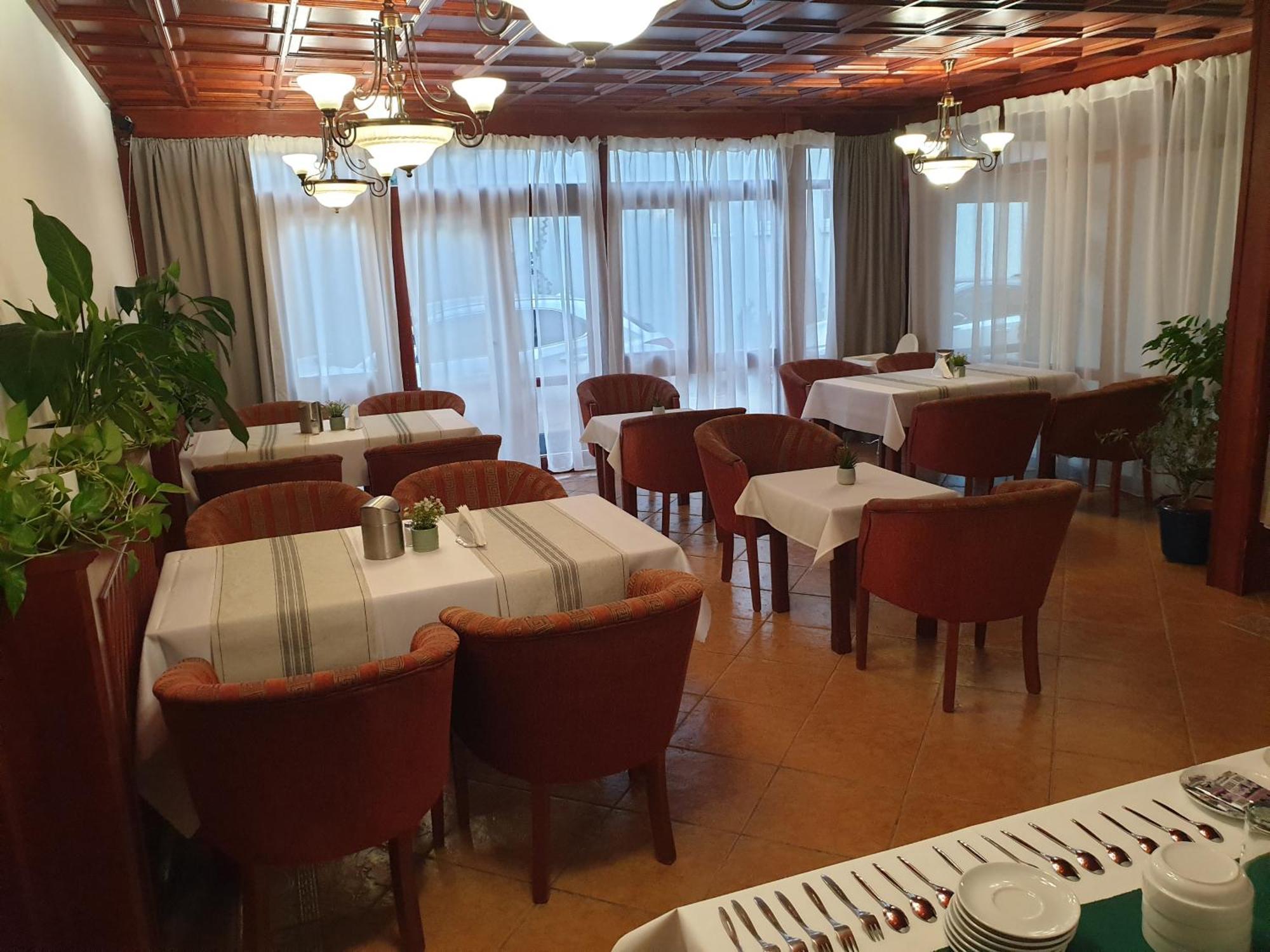 Pribina Penzion Nitra Extérieur photo